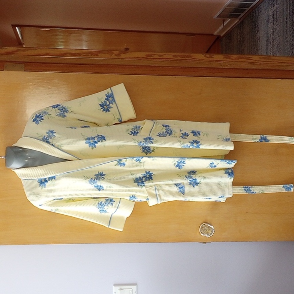 Waffle Weave Bath Robe Yellow and Blue M - Picture 2 of 13